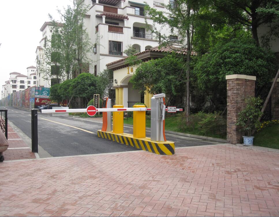 成都龙泉皇冠国际